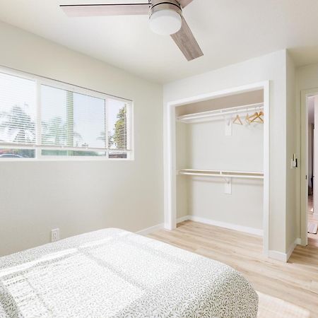 Cozy And Quiet Front House Villa Fontana Bagian luar foto