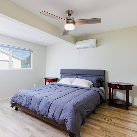 Cozy And Quiet Front House Villa Fontana Bagian luar foto