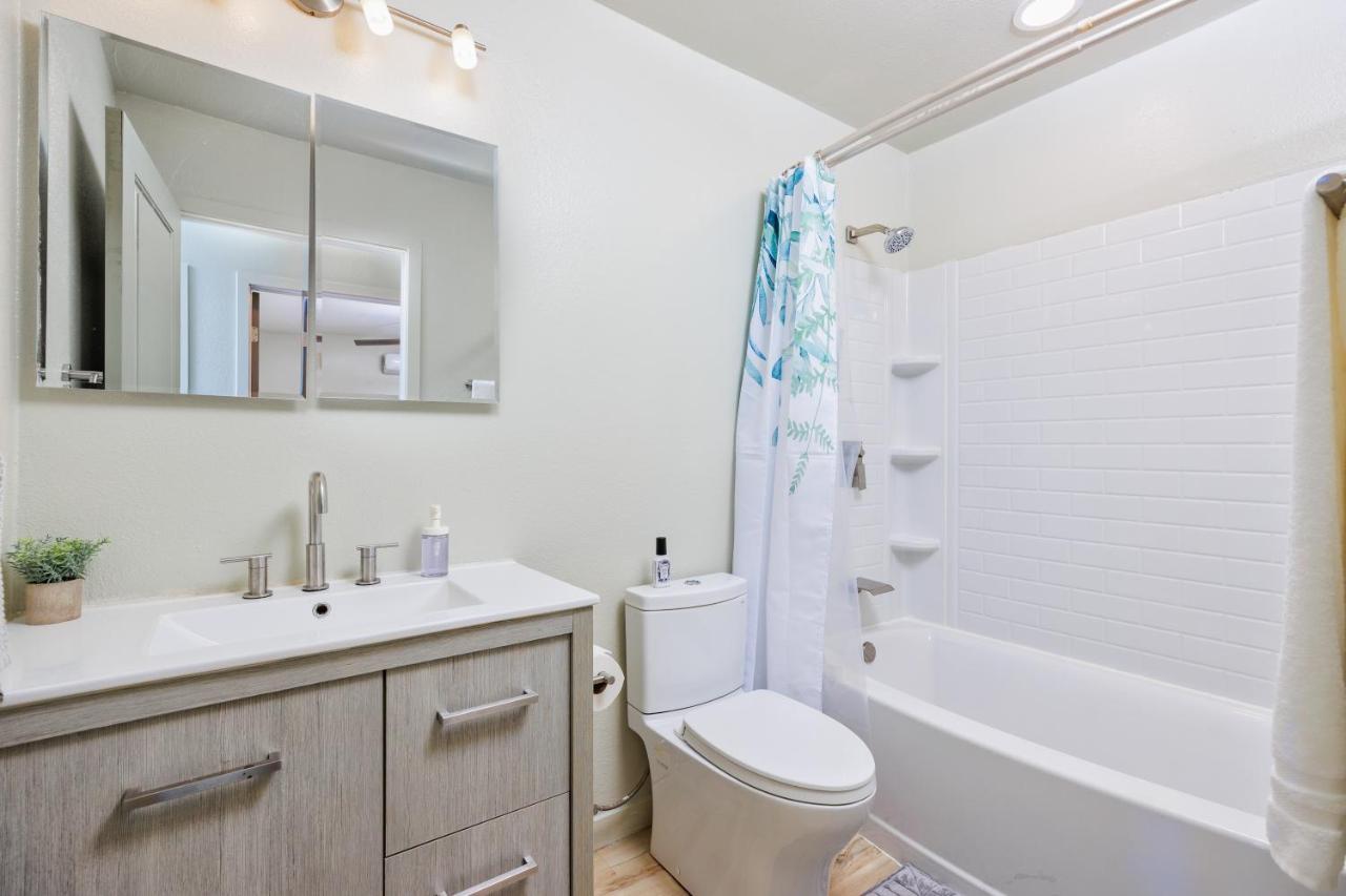 Cozy And Quiet Front House Villa Fontana Bagian luar foto